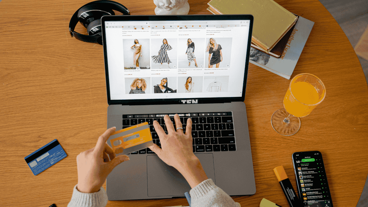 Building an E-commerce Website in Sri Lanka: PayHere, WebXPay, Delivery & 2026 Costs